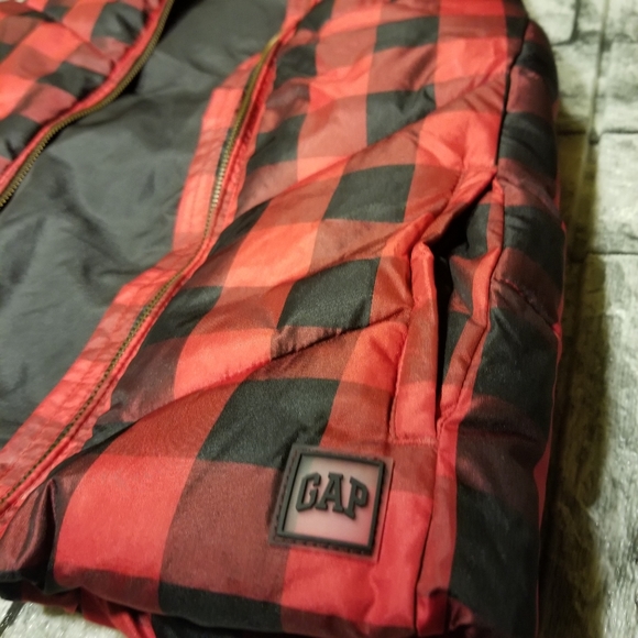 Gap Kids YouthJacket Unisex Plaid Puffer Hoodie Vest Size Medium - Picture 3 of 8